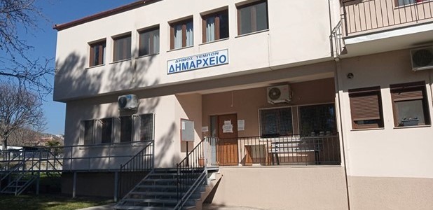 Δώδεκα προσλήψεις για οδηγούς και προσωπικό καθαριότητας